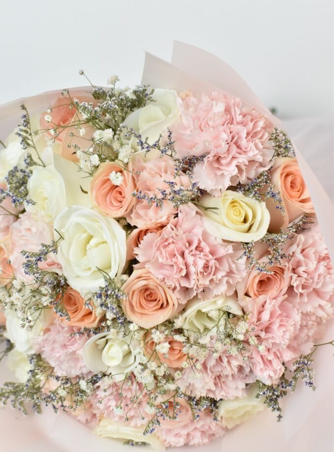 Bouquet de Rosas y Claveles